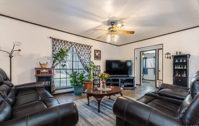 Home for sale at 4834 Casa Bello in San Antonio, TX — photo 4