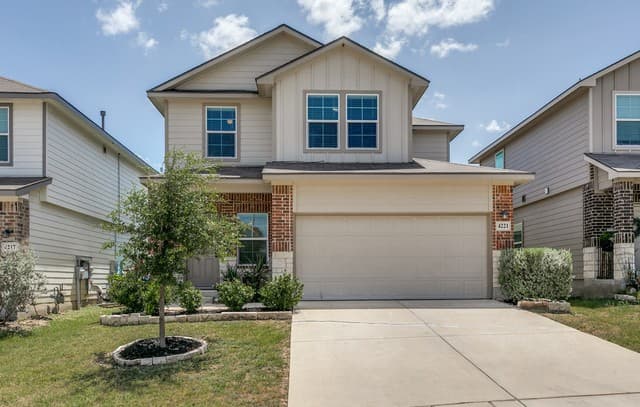 Home for sale at 4221 Fort Palmer in St Hedwig, TX — photo 3