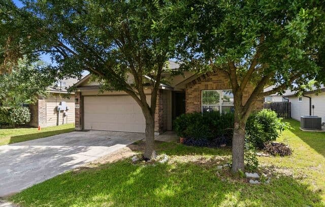 Home for sale at 3918 Goliad Frd in San Antonio, TX — photo 1