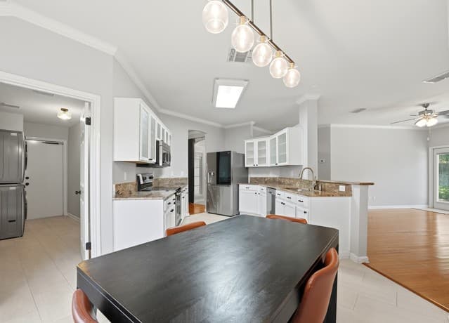3-bedroom rental at 2804 Berry Trce in Schertz, TX — photo 5