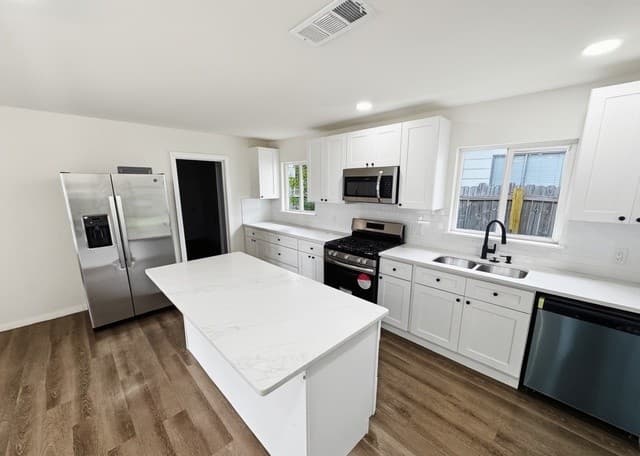 Home for sale at 4219 Big Meadows St in San Antonio, TX — photo 5