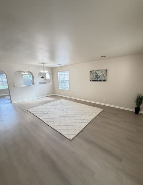 Home for sale at 6411 Castle Vw in San Antonio, TX — photo 4
