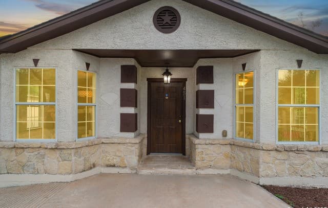 Home for sale at 451 N San Joaquin Ave in San Antonio, TX — photo 1