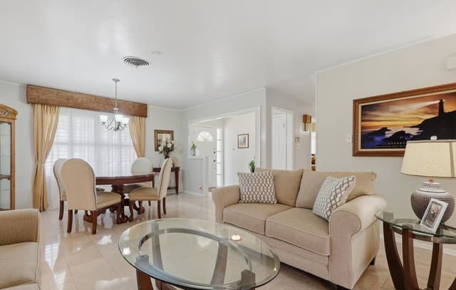 Home for sale at 730 Indigo St in San Antonio, TX — photo 5