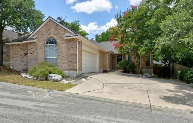 3-bedroom home for sale at 6635 Shady Bend Dr in San Antonio TX