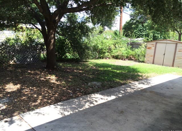 Home for sale at 2139 Babs Dr in San Antonio, TX — photo 4