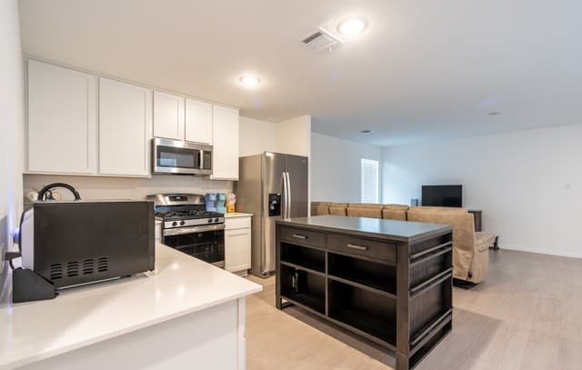 Home for sale at 3746 Glade Crk in San Antonio, TX — photo 3