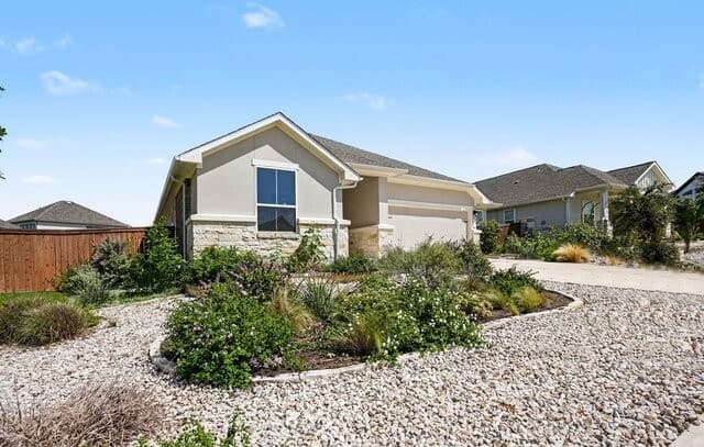 Home for sale at 6506 Crockett Cv in Schertz, TX — photo 3