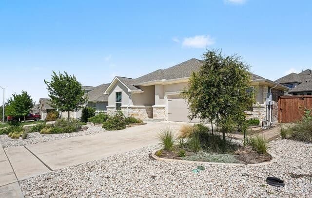 Home for sale at 6506 Crockett Cv in Schertz, TX — photo 4