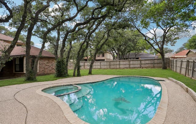 4-bedroom home for sale at 11202 Forest Shower in Live Oak TX