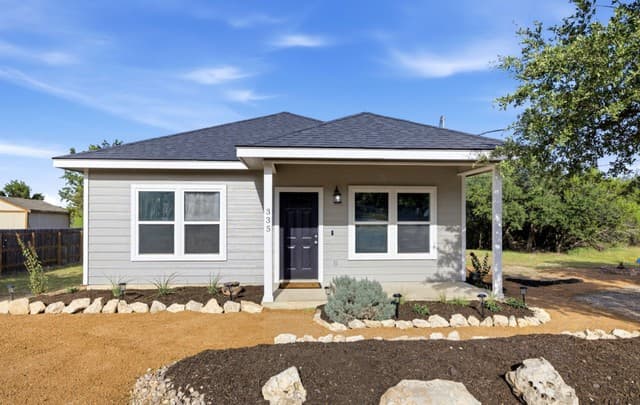 Home for sale at 335 Cimarron in Spring Branch, TX — photo 3