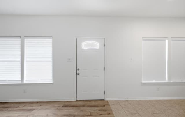Home for sale at 335 Cimarron in Spring Branch, TX — photo 4