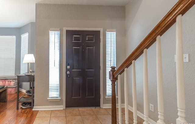 4-bedroom rental at 551 Ginsberg Dr in Schertz, TX — photo 5