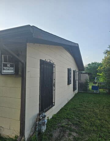 Home for sale at 271 Wahrmund Ct in San Antonio, TX — photo 4