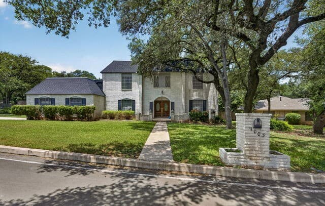 4-bedroom home for sale at 9003 Rock Cliff Rd in San Antonio TX