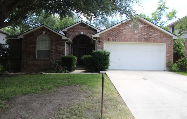 Home for sale at 220 Cordero in Cibolo, TX — photo 1
