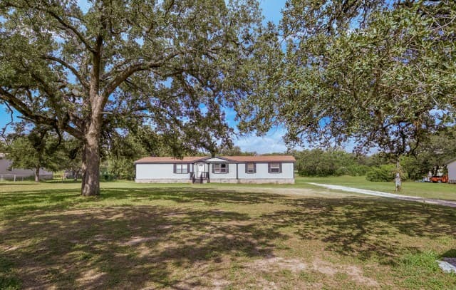 Home for sale at 22707 Savannah Hts in Von Ormy, TX — photo 3