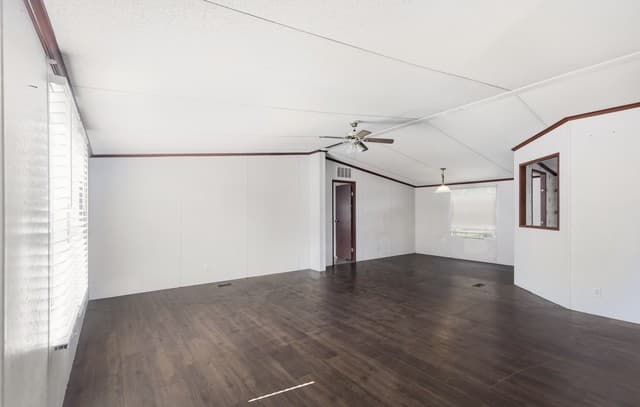 Home for sale at 22707 Savannah Hts in Von Ormy, TX — photo 4