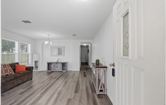 Home for sale at 5843 Sherbrooke Oak in San Antonio, TX — photo 5