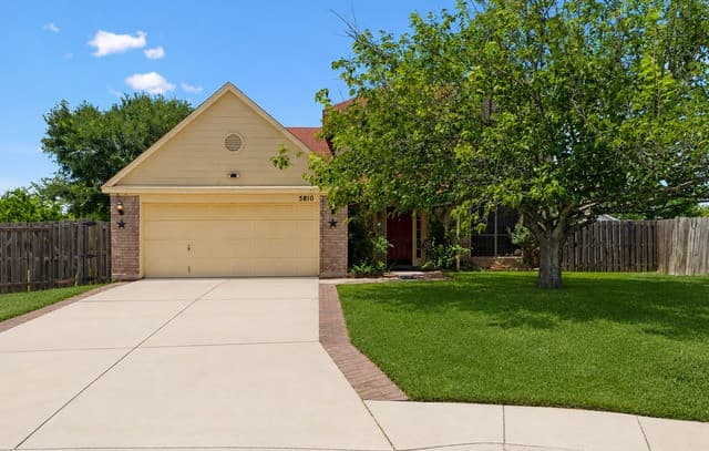 Home for sale at 5810 Elk Lake Dr in San Antonio, TX — photo 1