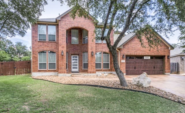 4-bedroom rental at 8603 Taylor Walk in Helotes TX