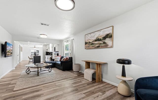 Home for sale at 230 Oelkers in San Antonio, TX — photo 5