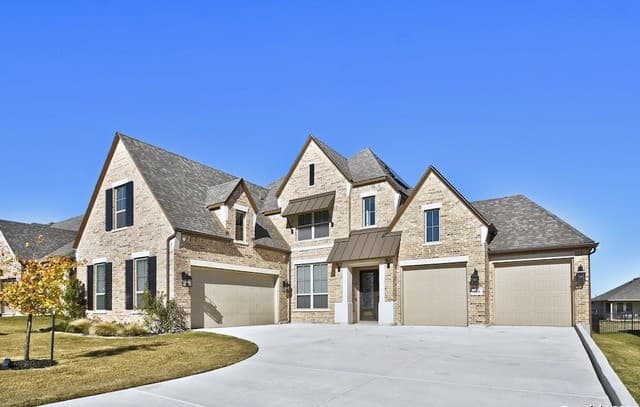 4-bedroom rental at 120 Wild Rose Hill in Boerne, TX — photo 4