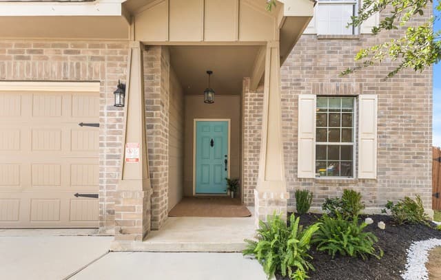 Home for sale at 7402 Derby Vis in Selma, TX — photo 2