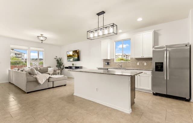 Home for sale at 7402 Derby Vis in Selma, TX — photo 3