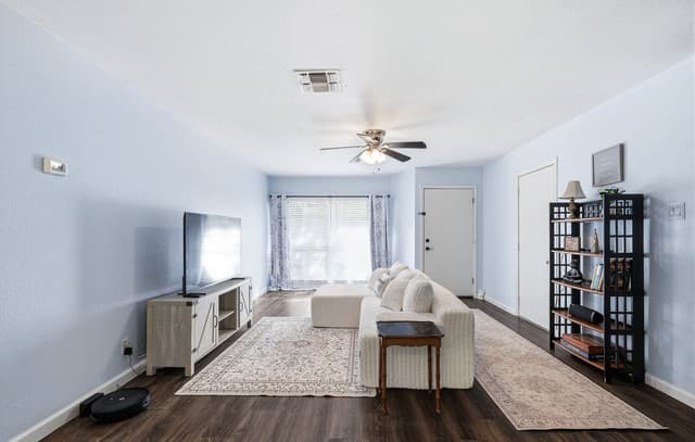Home for sale at 5279 Charolais Dr in San Antonio, TX — photo 3