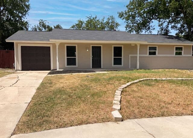 Home for sale at 7303 Havenbrook Dr in San Antonio, TX — photo 1