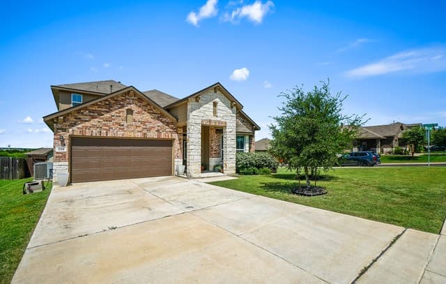 Home for sale at 508 Swift Move in Schertz, TX — photo 3