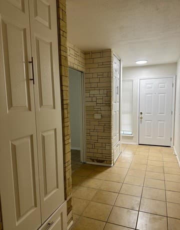 4-bedroom rental at 9803 Flatland Trl in Converse, TX — photo 2