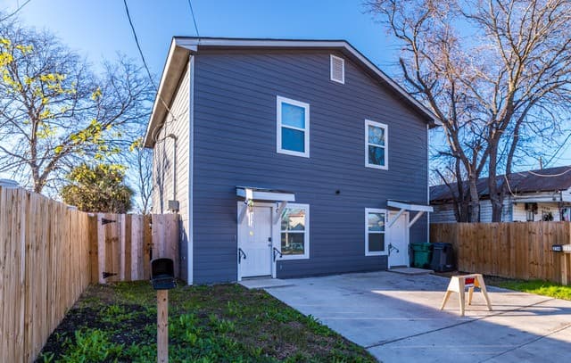 2-bedroom rental at 234 Gould Unit 101 in San Antonio TX