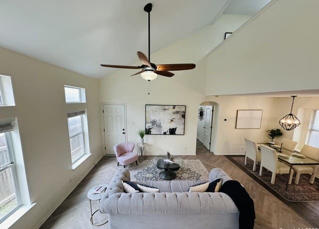 Home for sale at 4012 Desert Circle in San Antonio, TX — photo 5