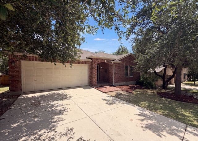 4-bedroom home for sale at 622 Mesa Ln in San Antonio TX