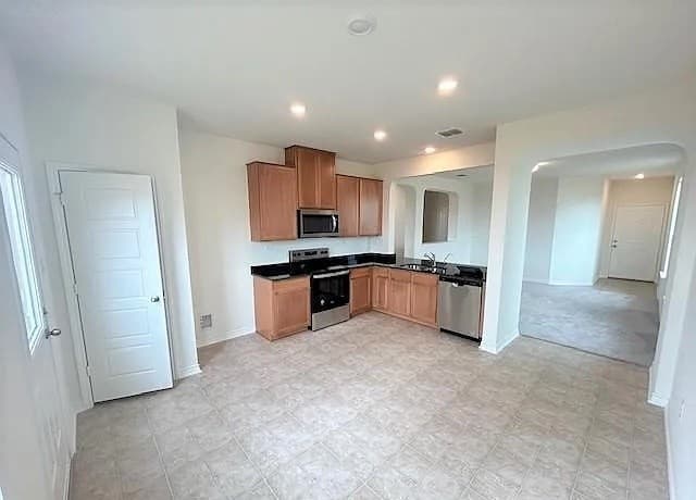3-bedroom rental at 5651 Foppiano Loop in Converse, TX — photo 5