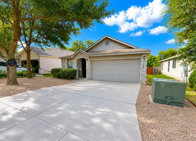 3-bedroom rental at 7634 Presidio Ledge in Boerne, TX — photo 3