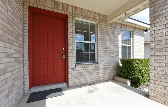 3-bedroom home for sale at 9207 Dublin Moor in San Antonio TX