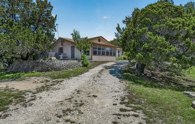 Home for sale at 102 Sparrow Hawk Trl in Boerne, TX — photo 4