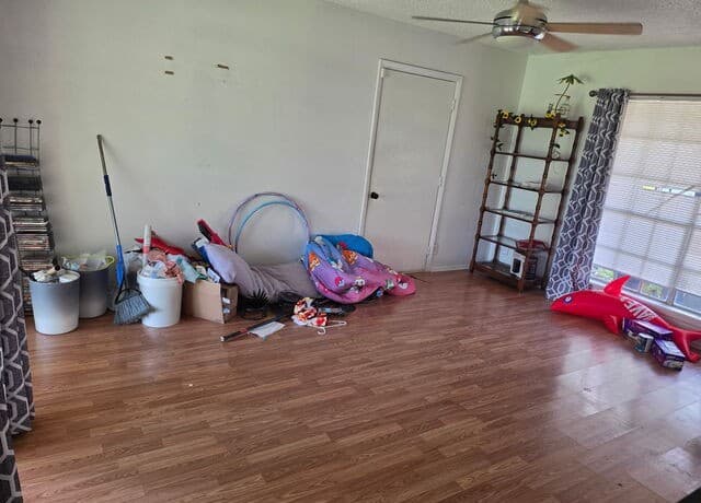Home for sale at 4426 Jamestown in San Antonio, TX — photo 2