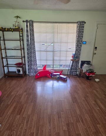 Home for sale at 4426 Jamestown in San Antonio, TX — photo 4