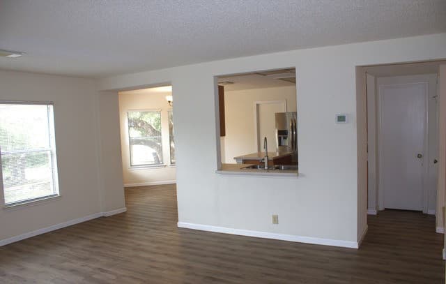 Home for sale at 1830 Enero Park in San Antonio, TX — photo 4