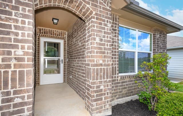 Home for sale at 922 Hagen Way in San Antonio, TX — photo 3