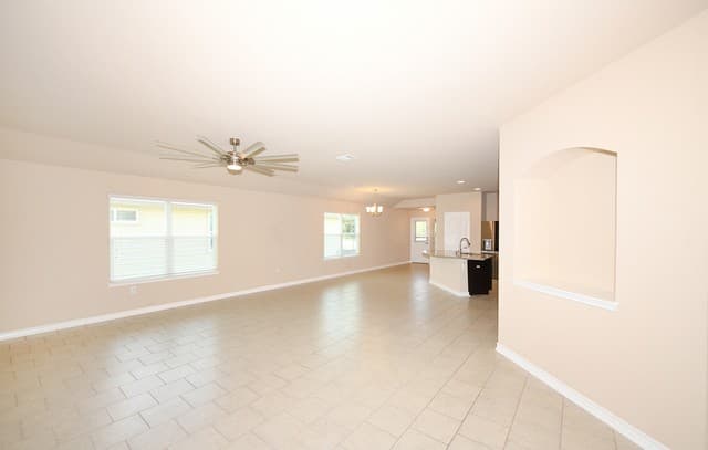 Home for sale at 922 Hagen Way in San Antonio, TX — photo 5