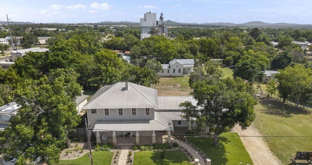 Home for sale at 824 High St in Comfort, TX — photo 5