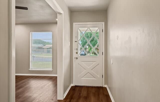 Home for sale at 6835 Twin Lake Dr in San Antonio, TX — photo 3
