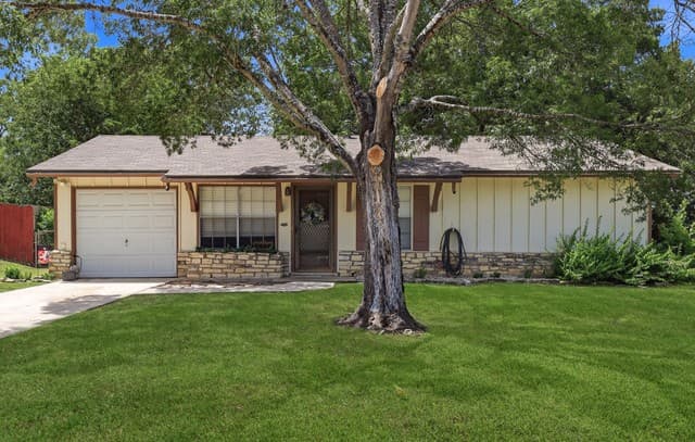 Home for sale at 7605 Marigold Trace in Live Oak, TX — photo 1