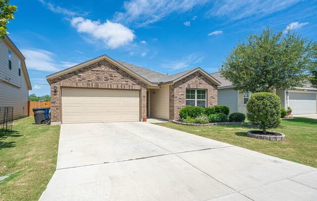 Home for sale at 7719 Blue Gulf Dr in San Antonio, TX — photo 1