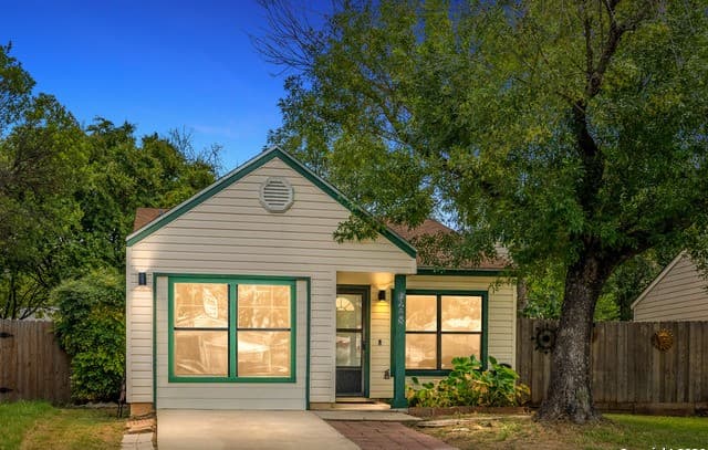 3-bedroom home for sale at 6248 Valley Queen in San Antonio TX
